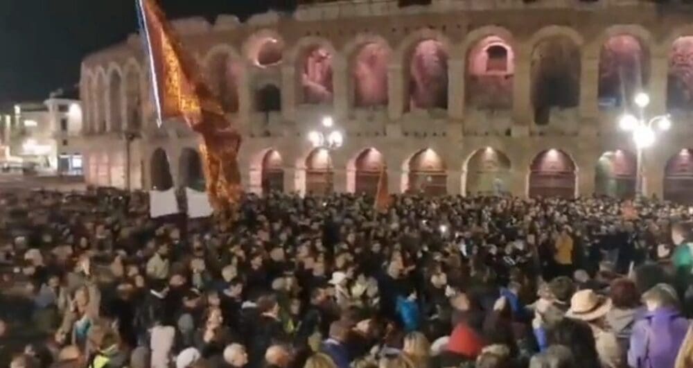 Italians Protest Vaccine Mandates for 15th Straight Week