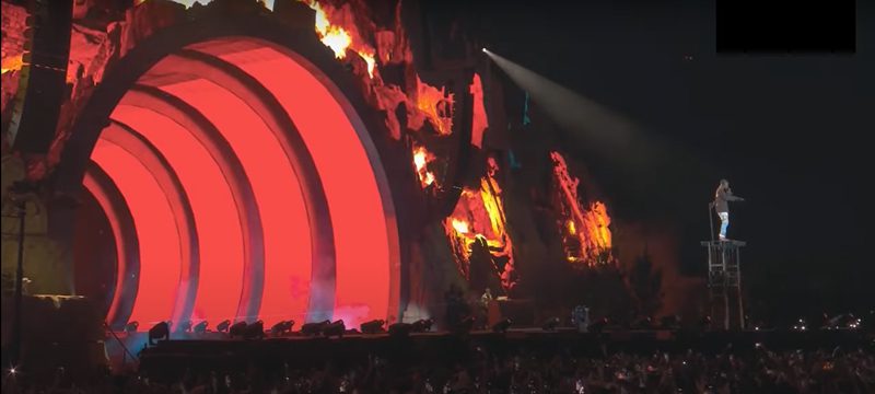astroworld3 Something Extremely Dark Happened at Travis Scott's Deadly "Astroworld" Festival