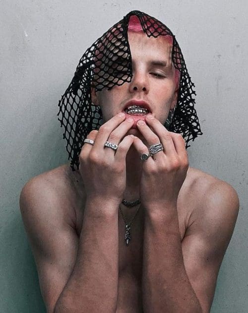 This Picture of Cruz Beckham Sums Up Everything That is Wrong in the Entertainment Industry 12 cruz3 e1646161747557 This Picture of Cruz Beckham Sums Up Everything That is Wrong in the Entertainment Industry