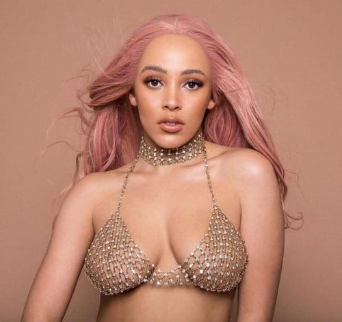 Doja Cat's Creepy and Ritualistic Birthday Party 1 f15b88663246fd2d2e436ab109530d58d5c2c9c3 e1666804885565 Doja Cat's Creepy and Ritualistic Birthday Party